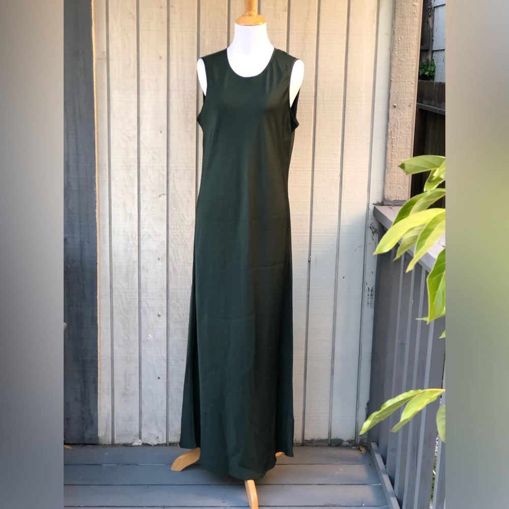 Quince Minimalist Silk Relaxed Fit Forest Green Sleeveless Maxi Dress size L - Picture 2 of 12
